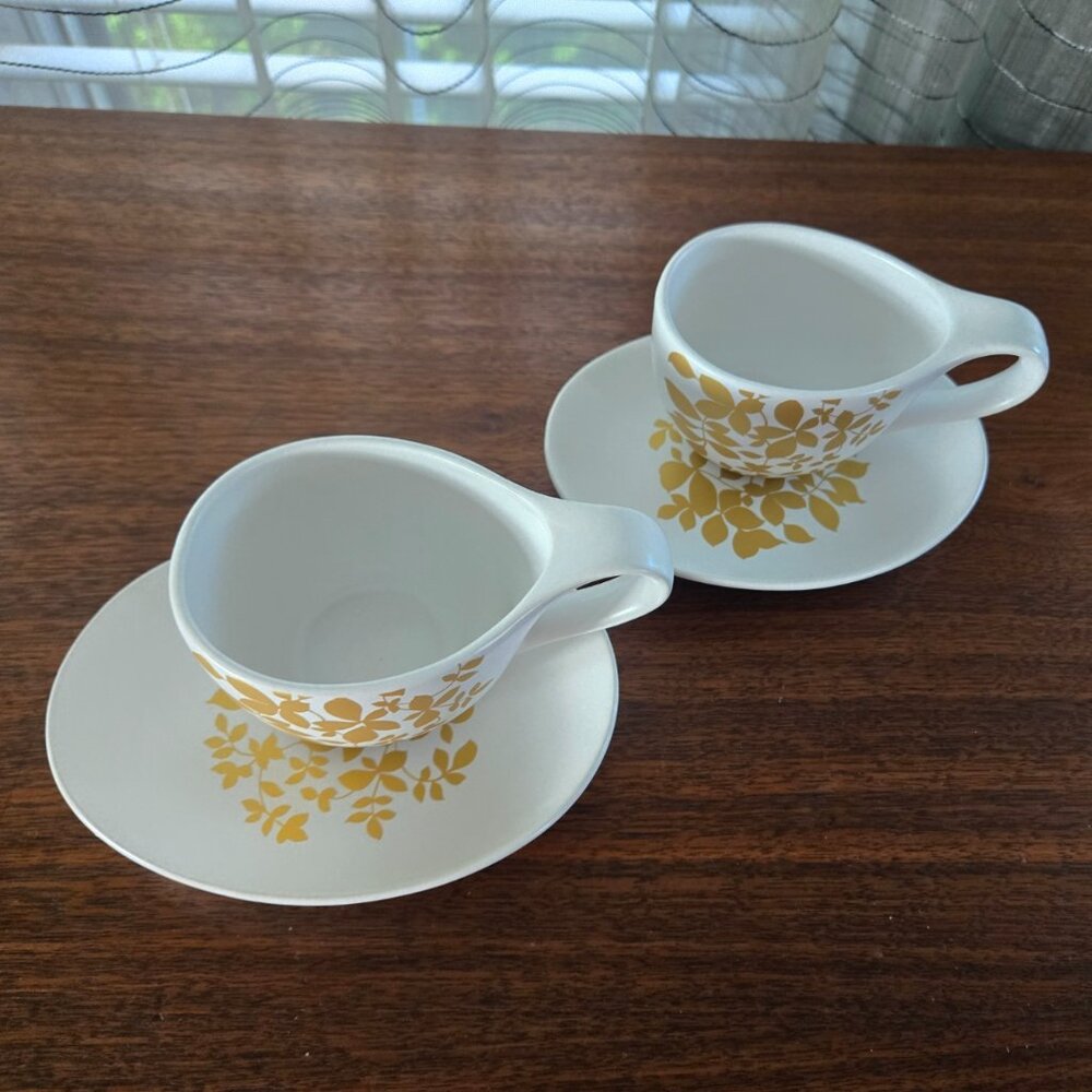 Set of 2 Teavana Gold Winter Leaf Porcelain Cups Saucers 5"